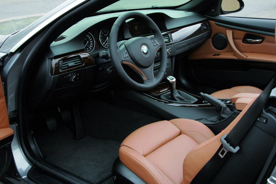  BMW 3-Series Convertible 2007 года  (фото 23 из 239)